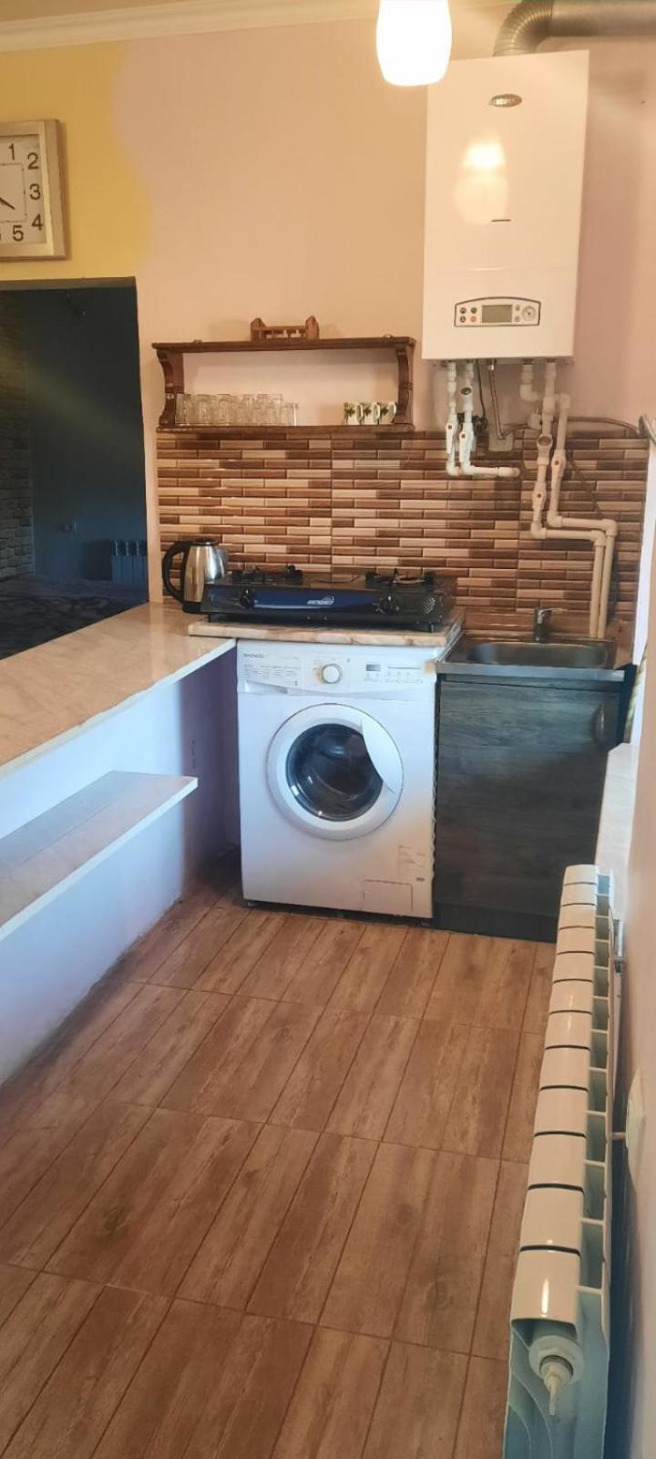 Family Ξενοδοχείο Dilijan Εξωτερικό φωτογραφία