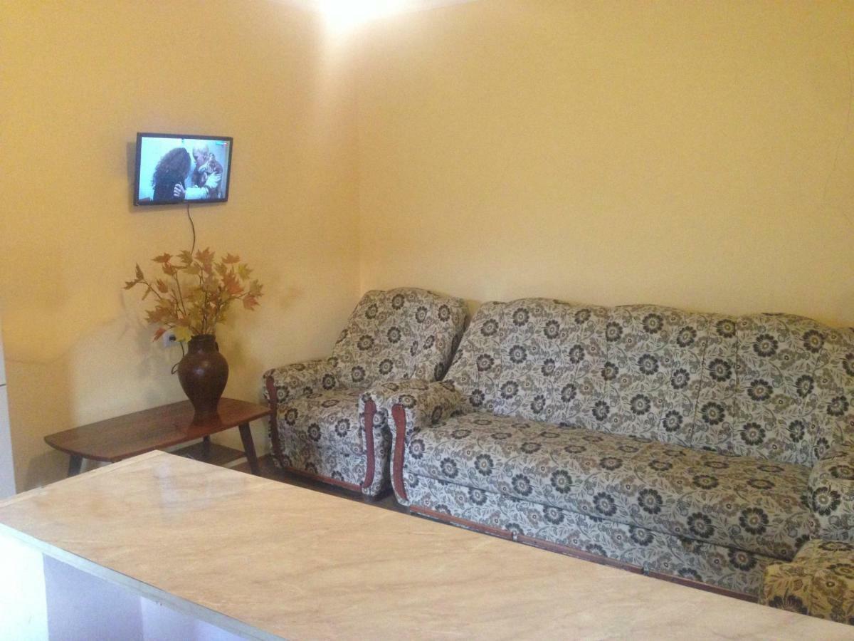 Family Ξενοδοχείο Dilijan Εξωτερικό φωτογραφία